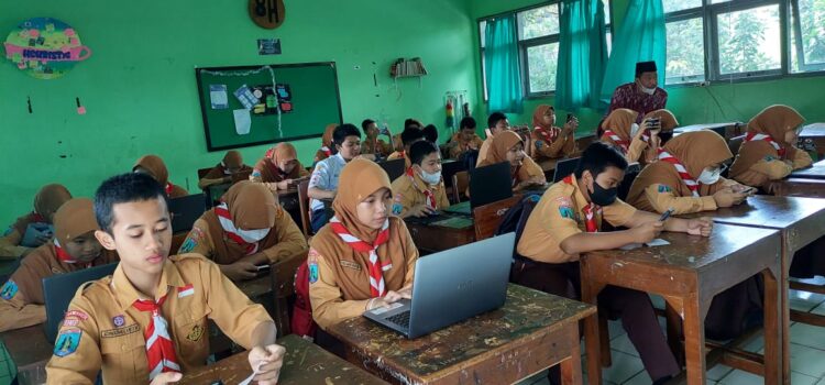 Asesmen Kompetensi Madrasah Indonesia (AKMI)