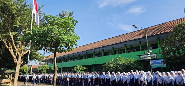 MTsN 2 Kota Kediri Gelar Upacara Kesaktian Pancasila, Teguhkan Semangat Kebangsaan